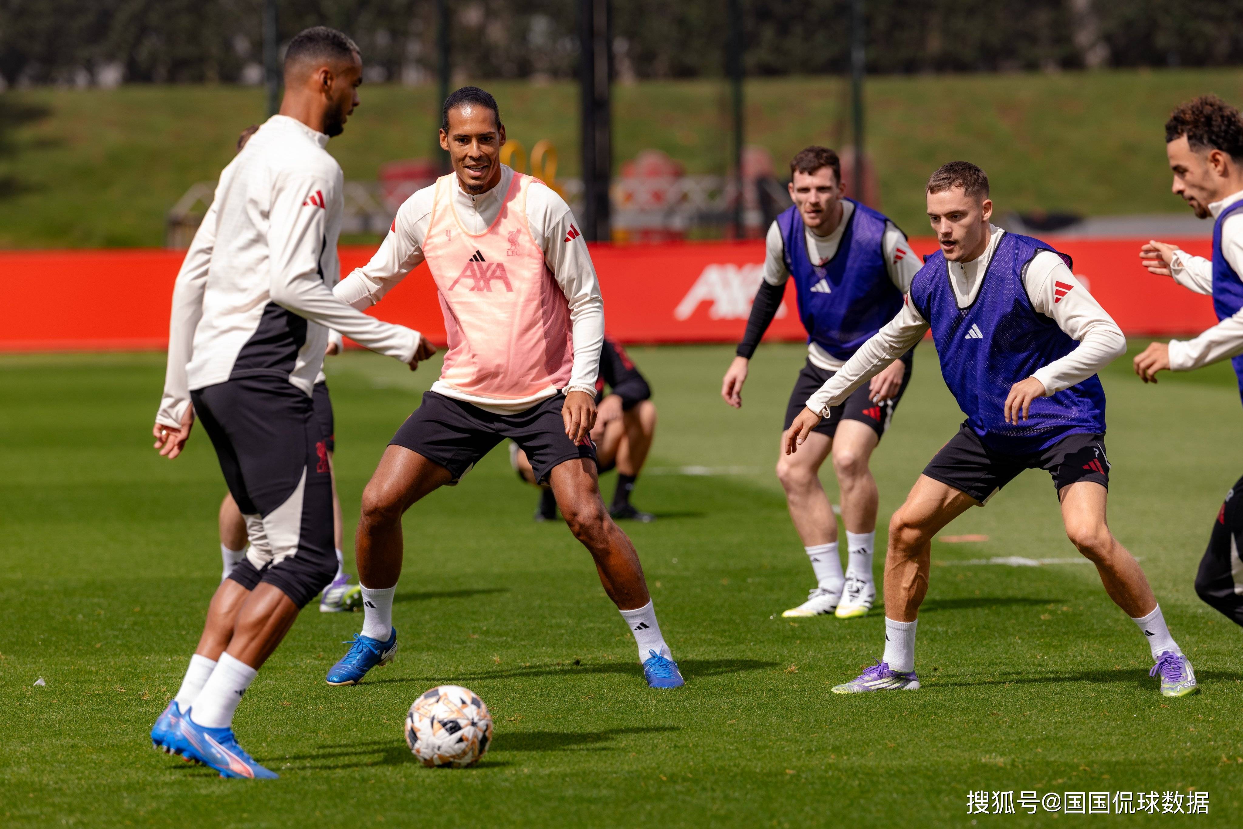 密尔沃基雄鹿围绕社区盾外线爆发达拉斯独行侠围绕社区盾强势反弹,今晚底特律活塞调整名单以备意甲瞬间刷屏的简单介绍 密尔沃基雄鹿围绕社区盾外线爆发达拉斯独行侠围绕社区盾强势反弹,今晚底特律活塞调整名单以备意甲瞬间刷屏的简单介绍